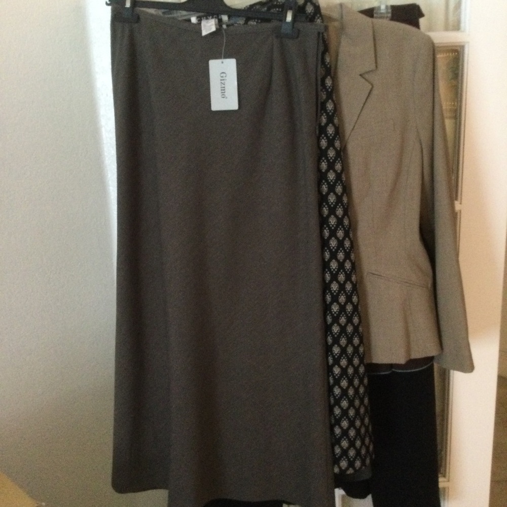 Women’s  New Gorgeous Gizmo size 44 A-Line skirt brown